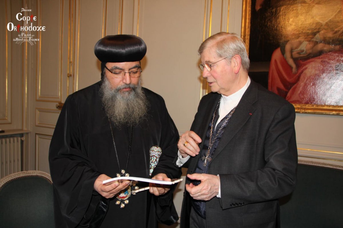 Rencontre chez l'archevêque de Mgr Amba Marc, évêque du diocèse copte (…). Samedi 21 janvier 2023. © Diocèse copte orthodoxe de Paris et du nord de la France.