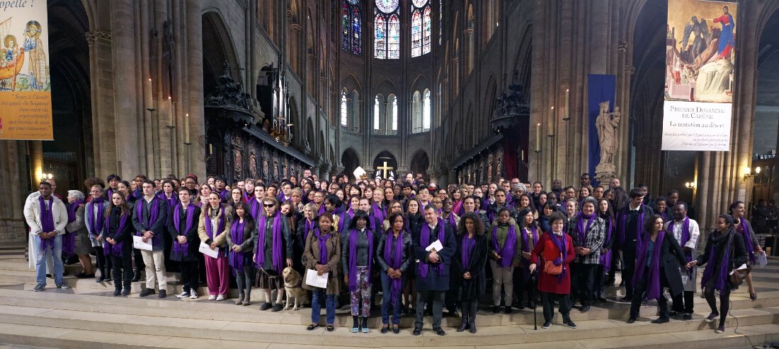 Groupe du matin à Notre-Dame de Paris. 