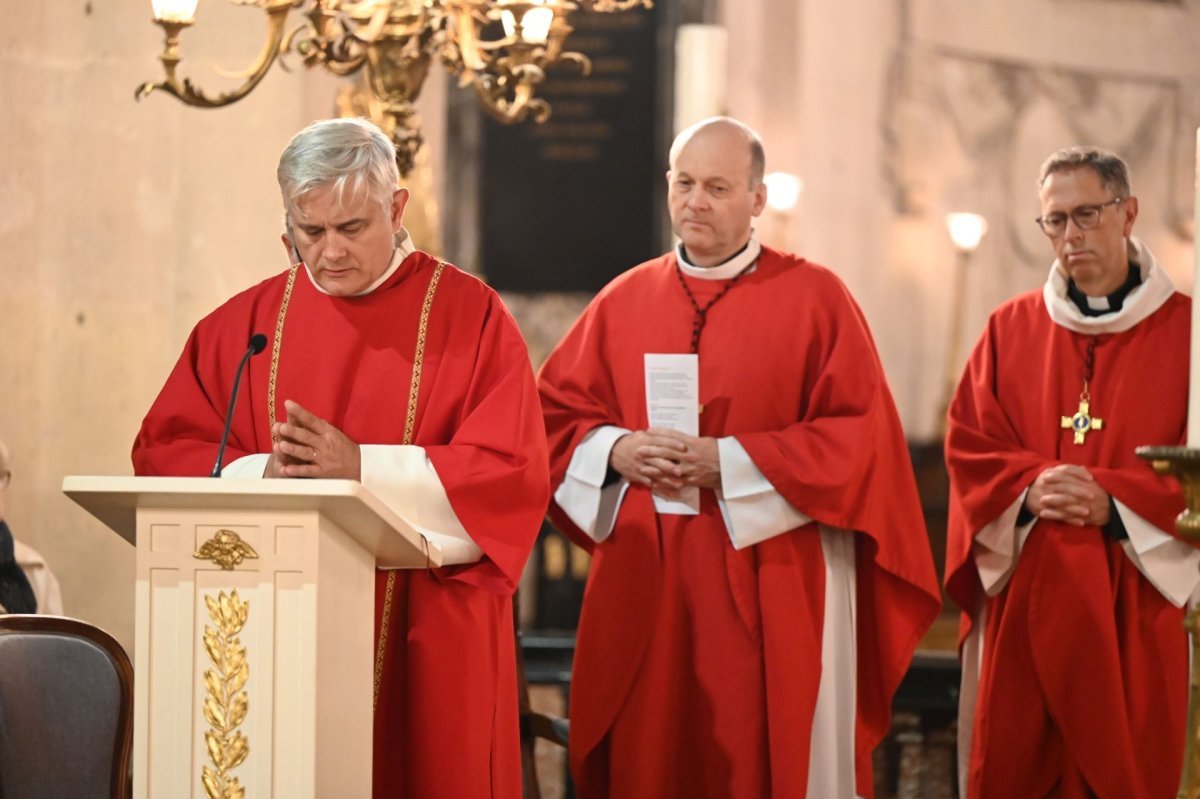 Envoi des baptisés en mission diocésaine 2024. © Marie-Christine Bertin / Diocèse de Paris.