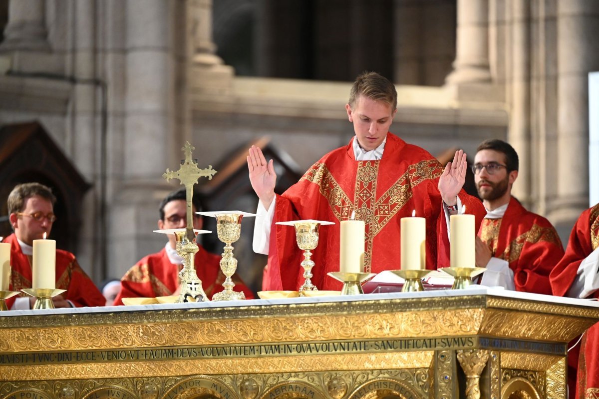 Messe des nouveaux prêtres au Sacré-Cœur de Montmartre 2024. © Marie-Christine Bertin / Diocèse de Paris.