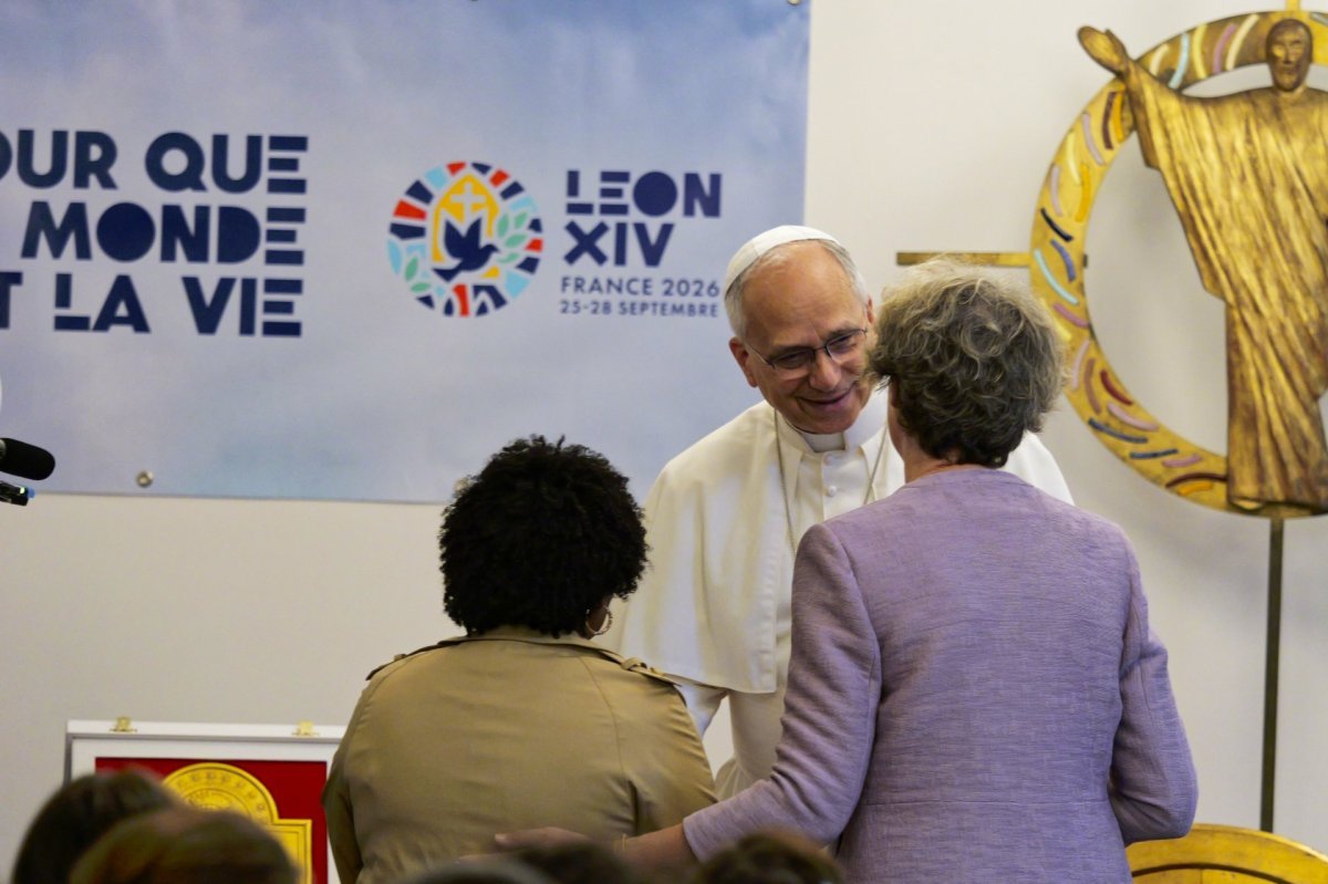 Visite à la Maison Bakhita du pape Léon XIV. © Yannick Boschat / Diocèse de Paris.