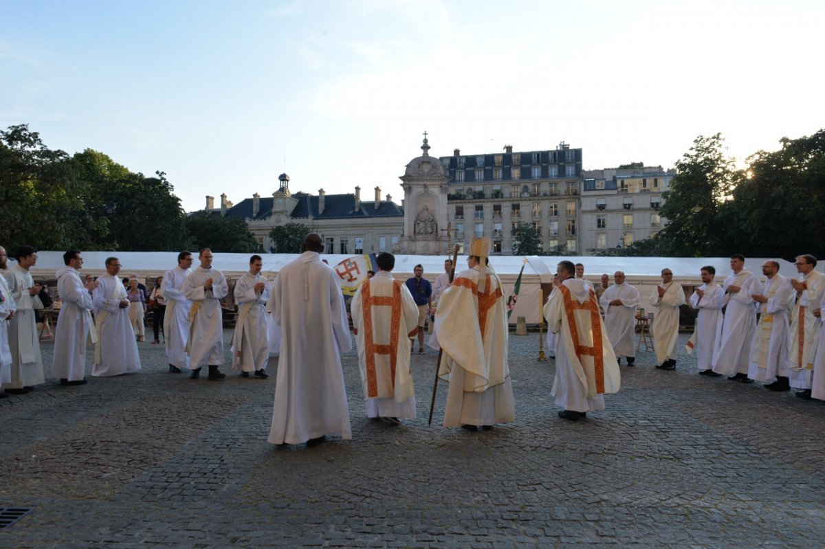 Messe pour les jeunes et les vocations. © Marie-Christine Bertin / Diocèse de Paris.