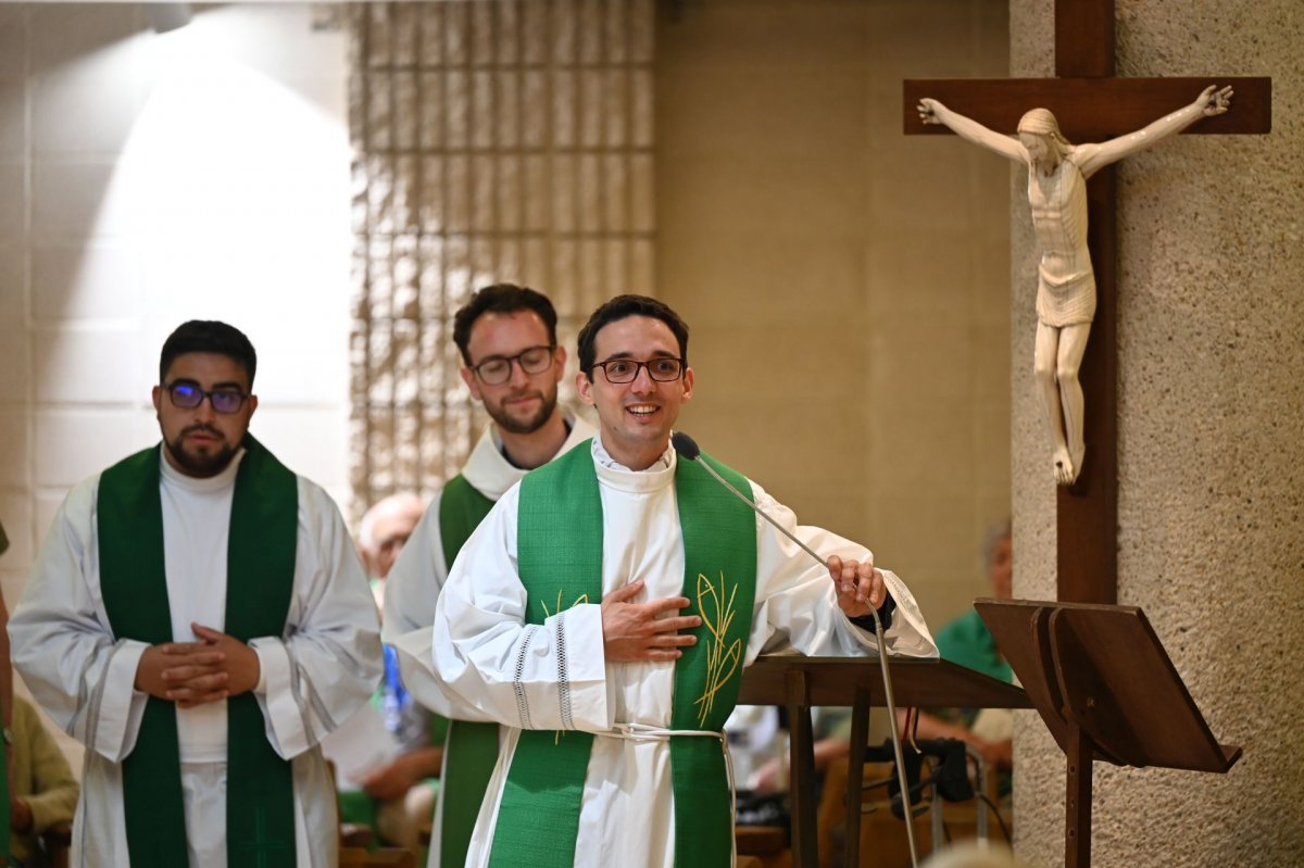 Messe des nouveaux prêtres à la Maison Marie-Thérèse. © Marie-Christine Bertin / Diocèse de Paris.