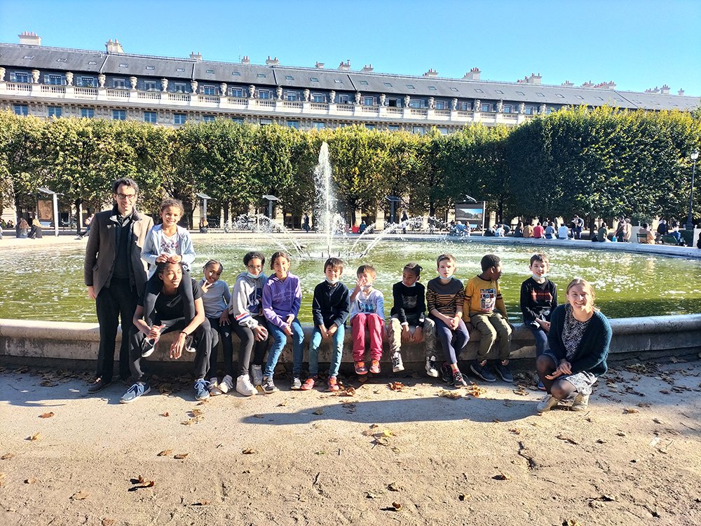 Tout bon voyageur aime aussi vivre au grand air : Saint-Germain de Charonne au jardin du Palais Royal ! © Marc Bailly / Diocèse de Paris.