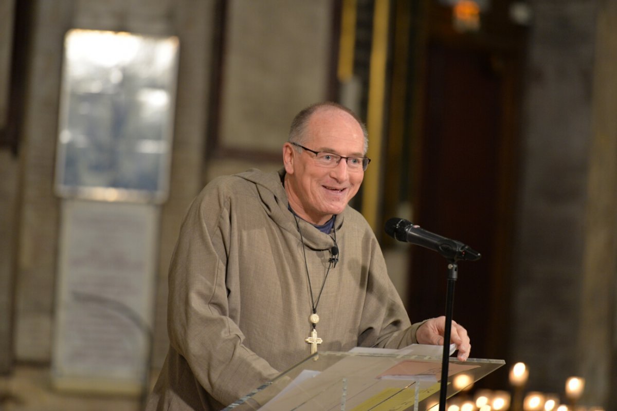 Conférence du père Nicolas Buttet à Notre-Dame des Victoires. © Marie-Christine Bertin / Diocèse de Paris.