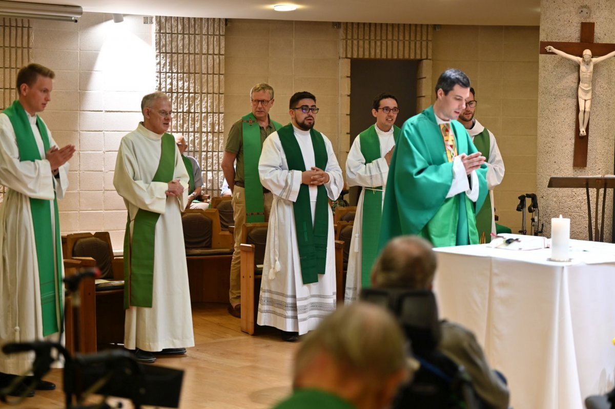 Messe des nouveaux prêtres à la Maison Marie-Thérèse. © Marie-Christine Bertin / Diocèse de Paris.