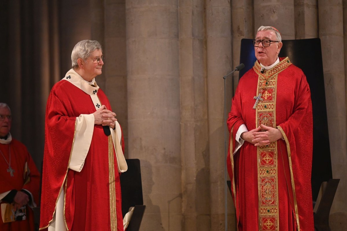 Messe de béatification de Raymond Cayré, Gérard-Martin Cendrier, Roger (…). © Marie-Christine Bertin / Diocèse de Paris.