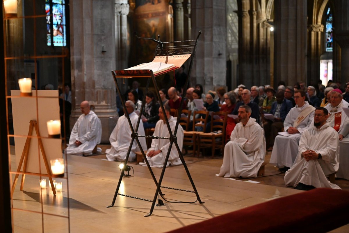 Catéchèse sur le sacrement de confirmation. Lundi 12 mai 2025. © Marie-Christine Bertin / Diocèse de Paris.