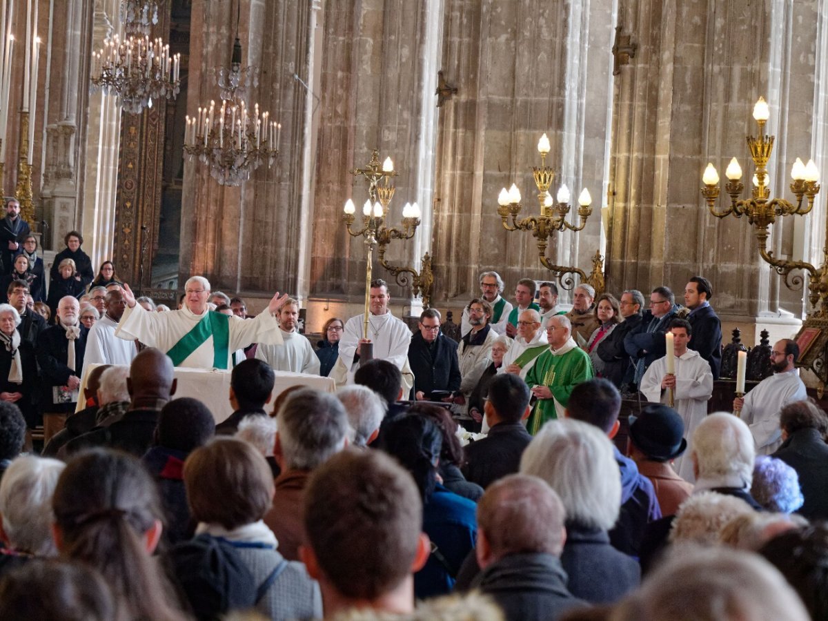 Rassemblement diocésain pour la 2e Journée Mondiale des Pauvres à Saint-Eustache. © Yannick Boschat / Diocèse de Paris.