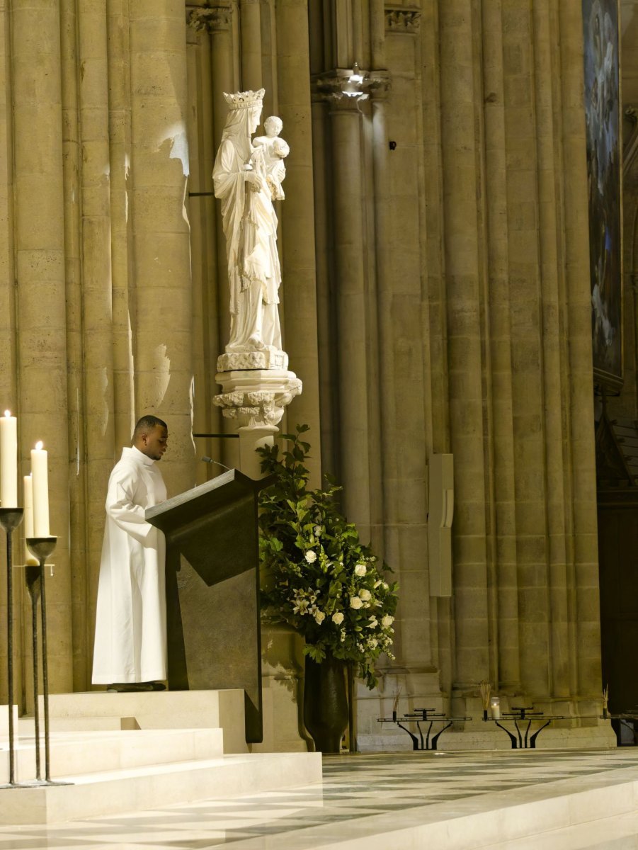 Veille de la fête de l'Assomption à Notre-Dame de Paris 2025. © Yannick Boschat / Diocèse de Paris.