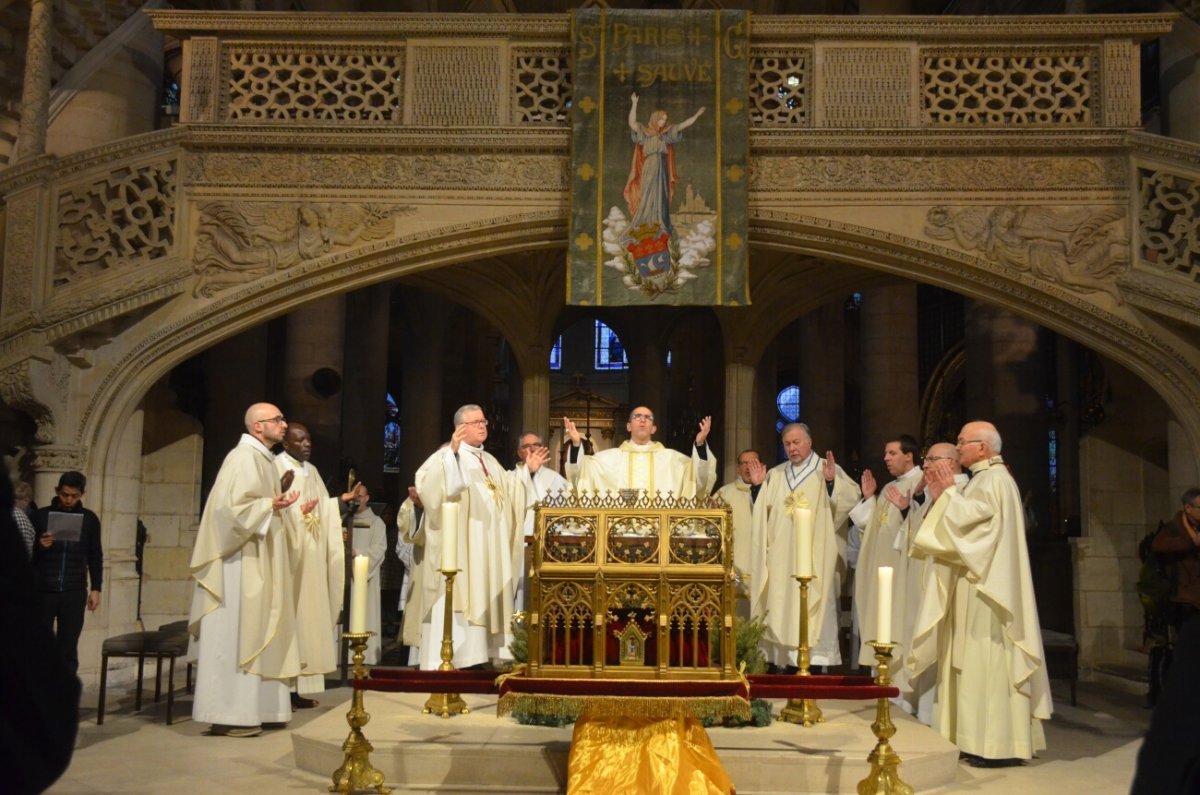 Neuvaine de sainte Geneviève. © Michel Pourny / Diocèse de Paris.