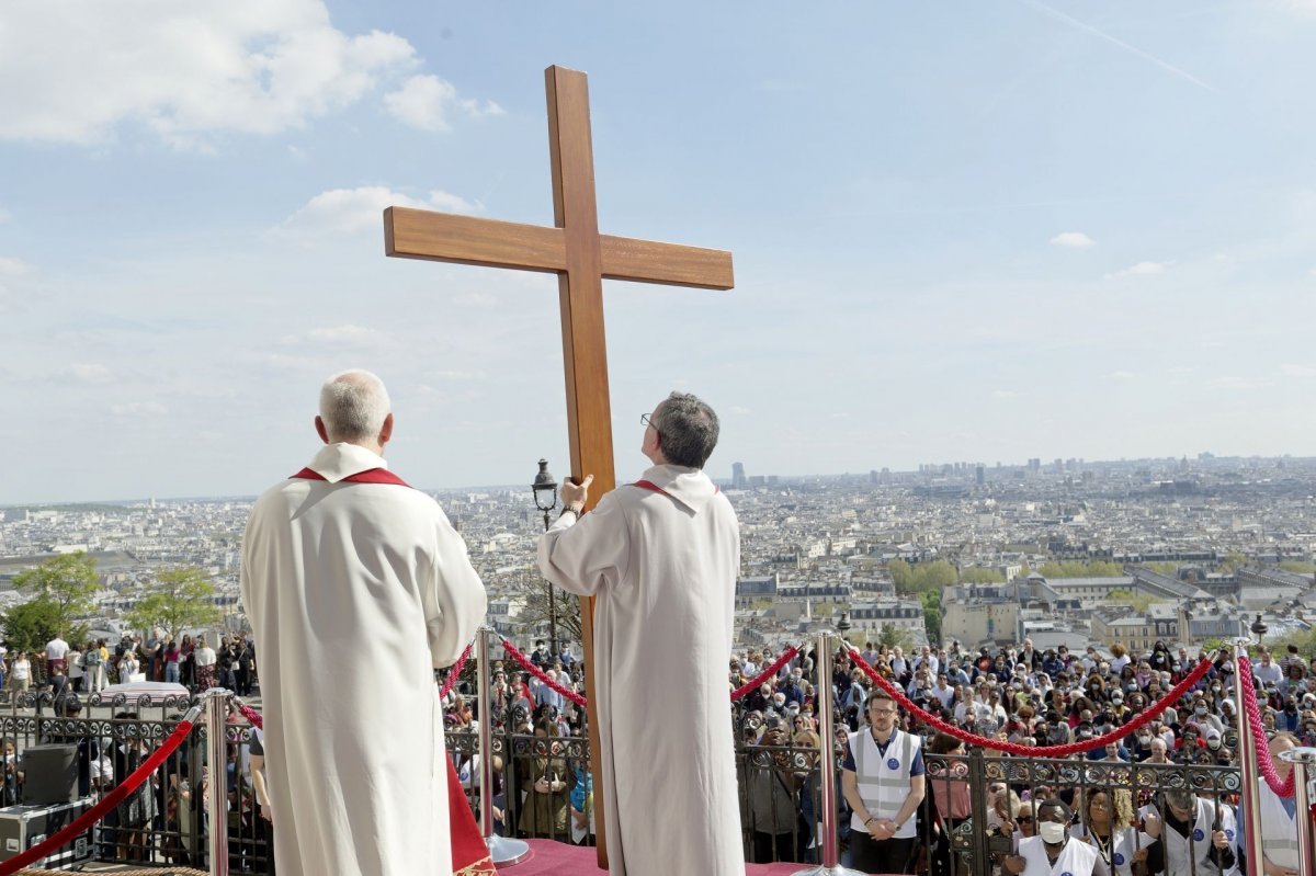 Chemin de croix de Montmartre 2022. © Trung Hieu Do / Diocèse de Paris.