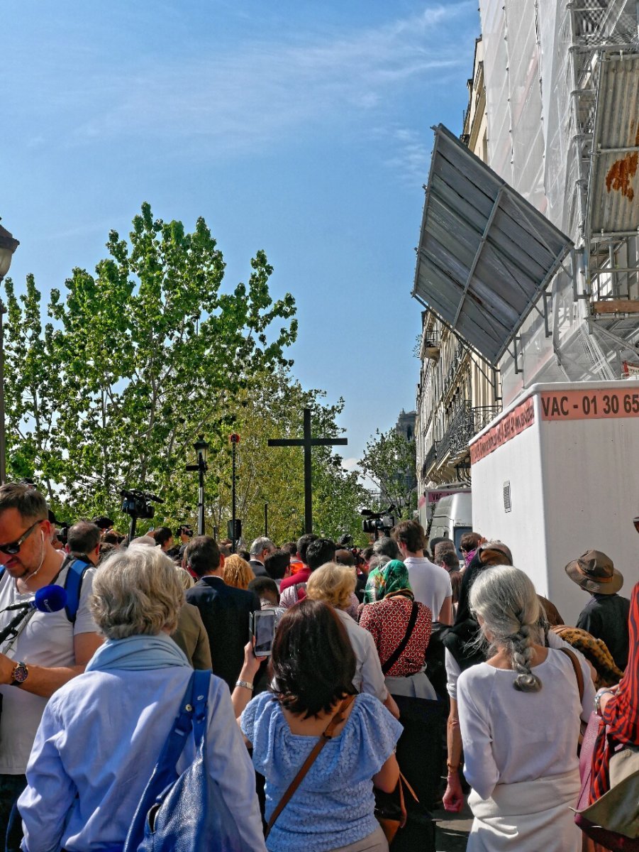 Chemin de croix de Notre-Dame de Paris. © Dominique Boschat / Diocèse de Paris.