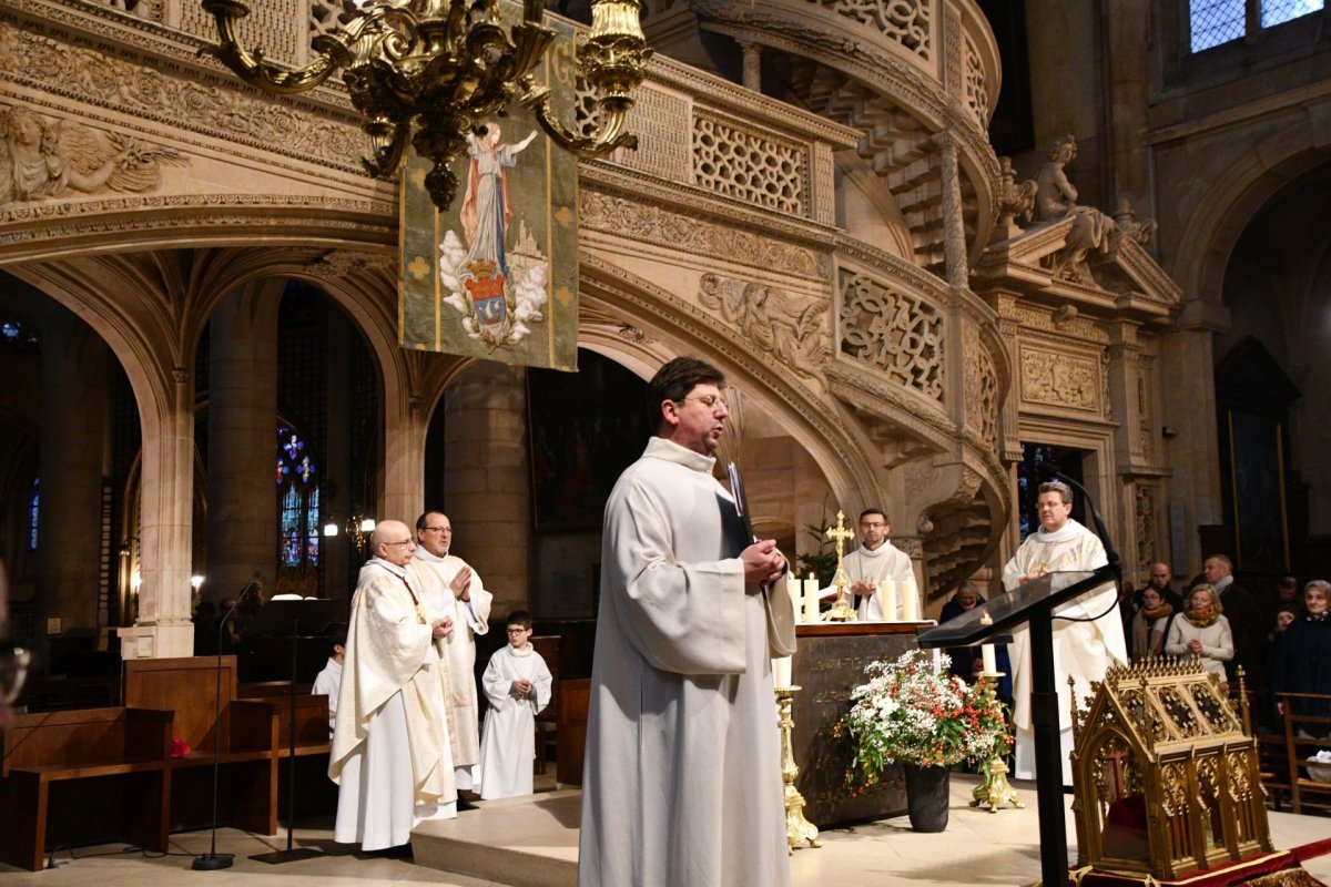 Neuvaine à sainte Geneviève : Messe solennelle et procession. © Michel Pourny / Diocèse de Paris.