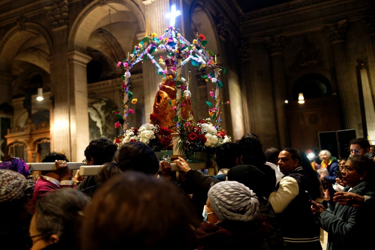 Veillée de prière à Notre Dame de la Santé à Saint-Sulpice. © Trung Hieu Do / Diocèse de Paris.