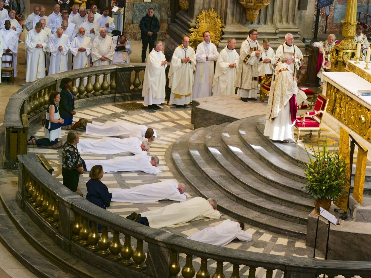 Ordinations des diacres permanents 2024. © Yannick Boschat / Diocèse de Paris.