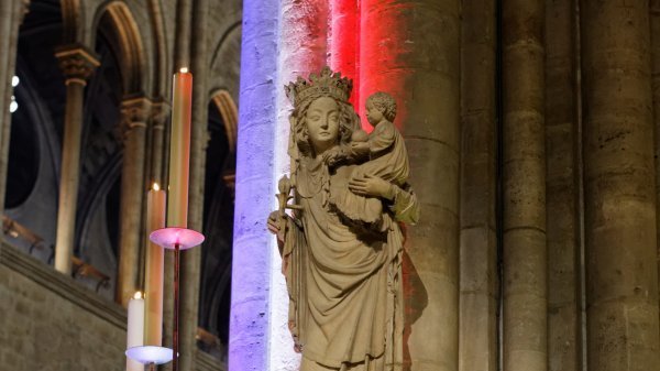 Prières à l'intention des victimes des attentats du 13 novembre 2015, de leurs proches et de la France