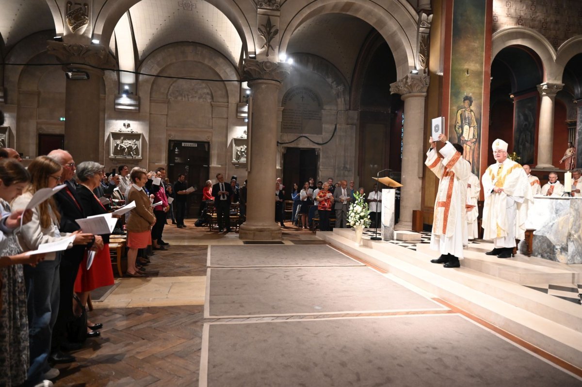 Ordination diaconale en vue du sacerdoce du 20 septembre 2025. © Marie-Christine Bertin / Diocese de Paris.