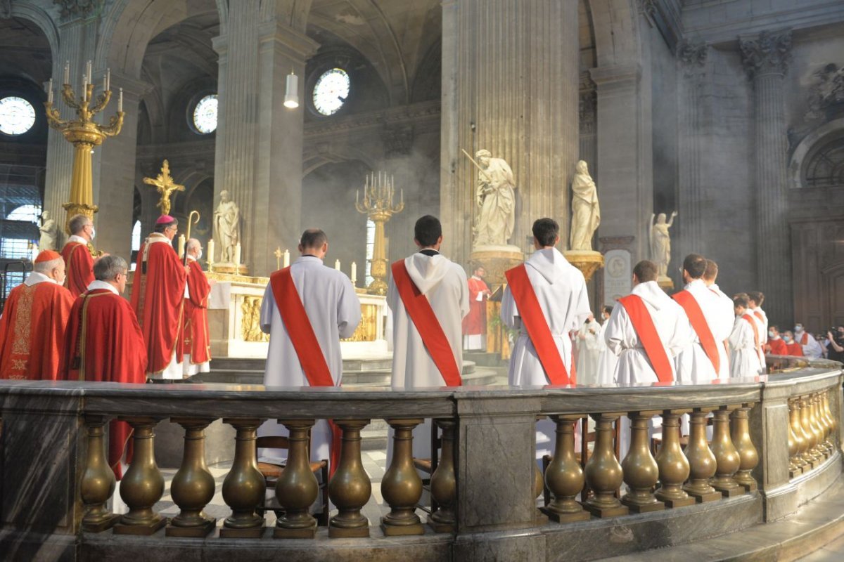 Ordinations sacerdotales 2021 à Saint-Sulpice. © Marie-Christine Bertin / Diocèse de Paris.