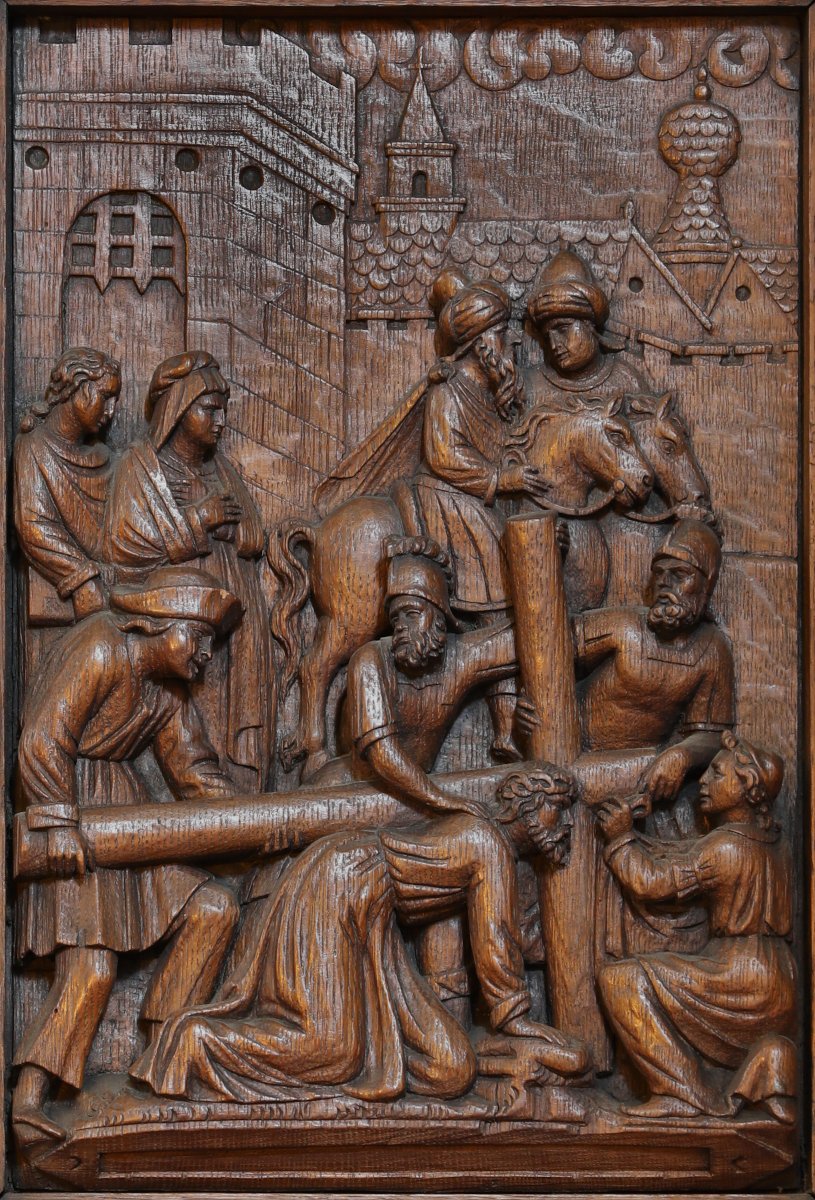 Jésus porte sa croix, bas-relief provenant de l'abbaye Saint-Vaast (…). © CDAS.