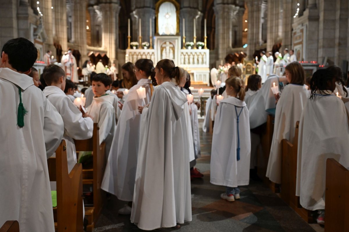 Rassemblement des jeunes au service de la liturgie 2023. © Marie-Christine Bertin / Diocèse de Paris.