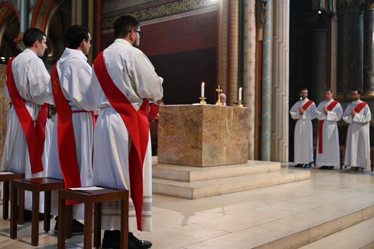 Messe et veillée de prière pour les vocations 2024. © Marie-Christine Bertin / Diocèse de Paris.