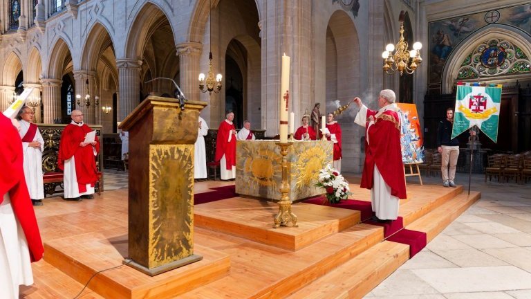Mémoire des 50 martyrs de l'apostolat à Saint-Germain l'Auxerrois. (c) Yannick Boschat / Diocèse de Paris.