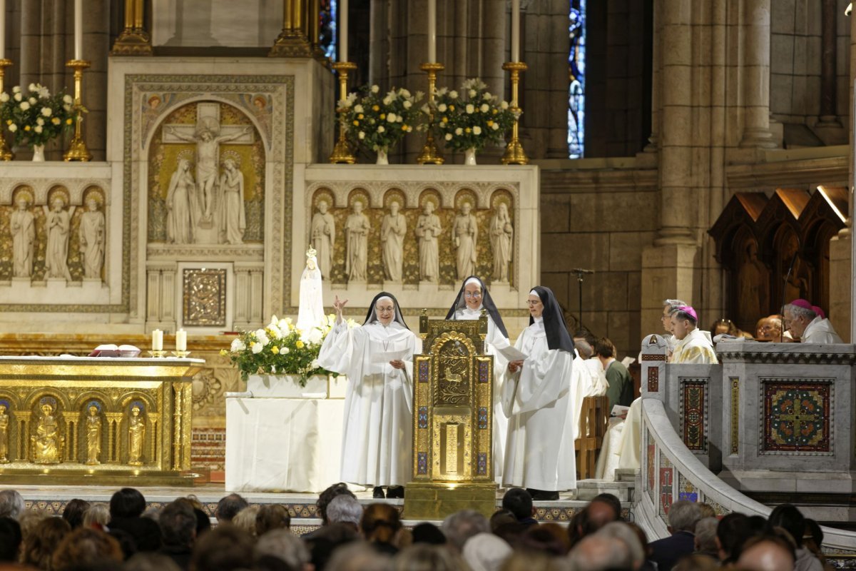 Messe pour la paix en union avec le pape François. © Yannick Boschat / Diocèse de Paris.