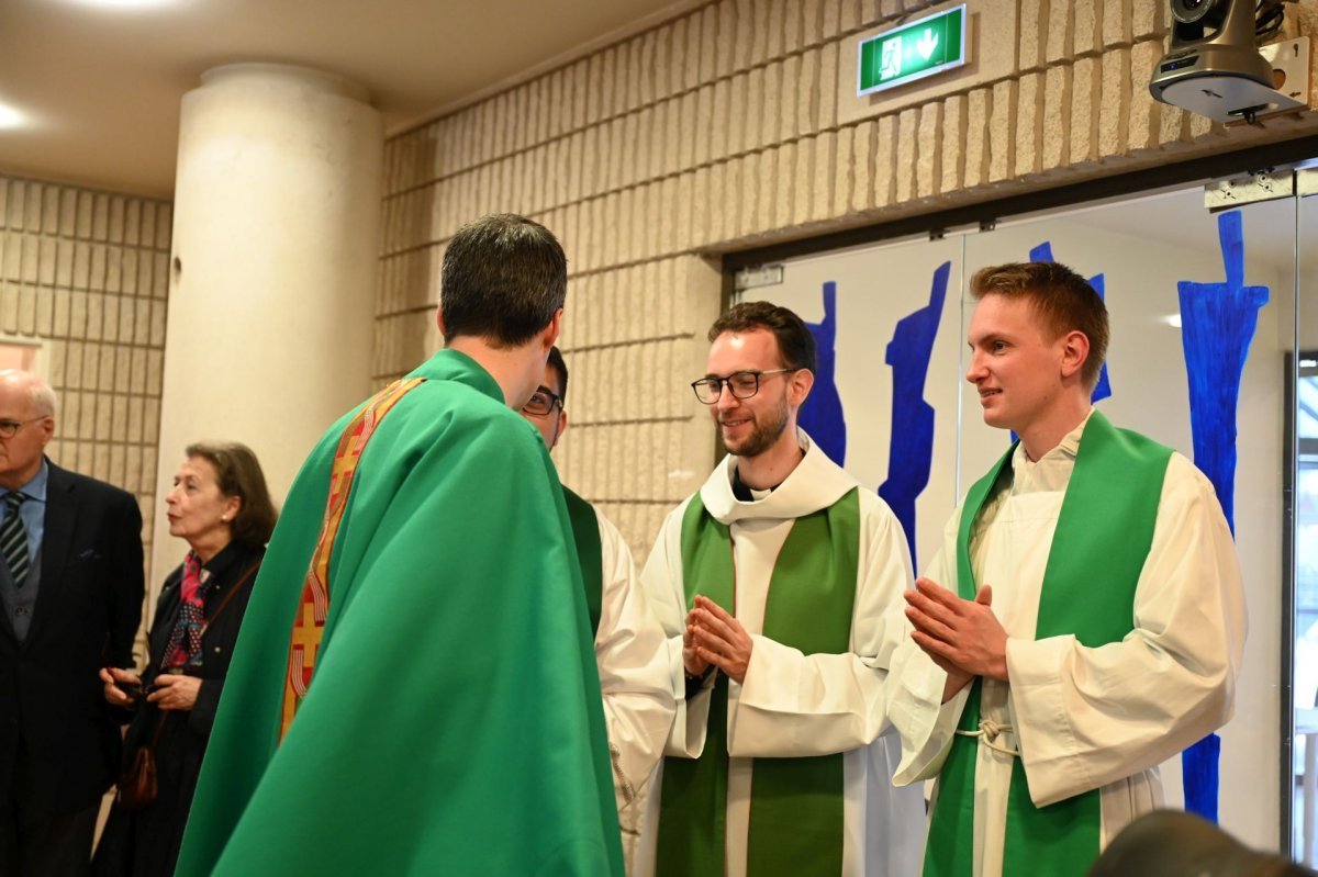 Messe des nouveaux prêtres à la Maison Marie-Thérèse. © Marie-Christine Bertin / Diocèse de Paris.