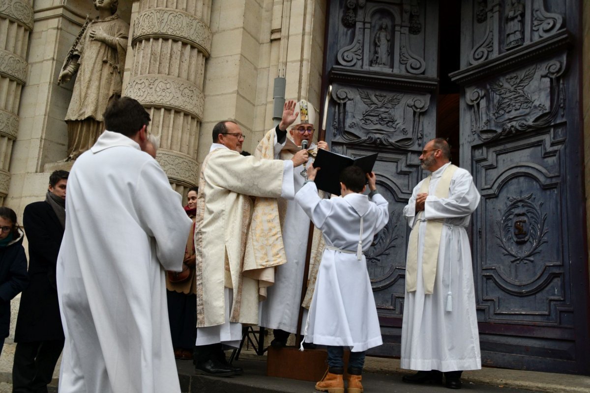 Neuvaine à sainte Geneviève : Messe solennelle et procession. © Michel Pourny / Diocèse de Paris.