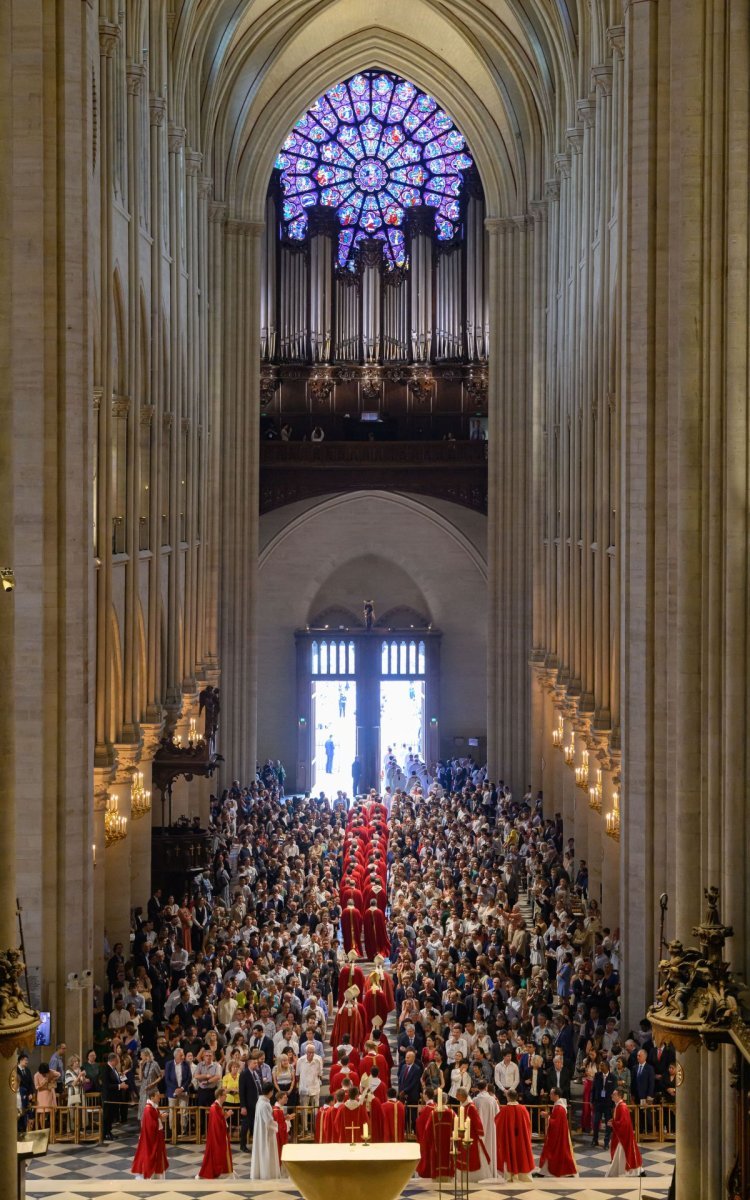 Ordinations sacerdotales 2025. © Jean-Baptiste Delerue / Diocèse de Paris.