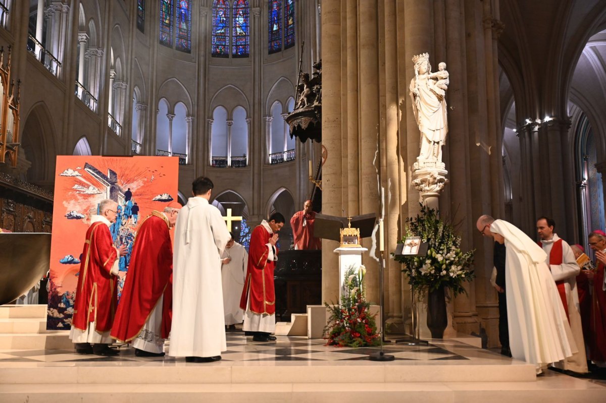 Messe de béatification de Raymond Cayré, Gérard-Martin Cendrier, Roger (…). © Marie-Christine Bertin / Diocèse de Paris.
