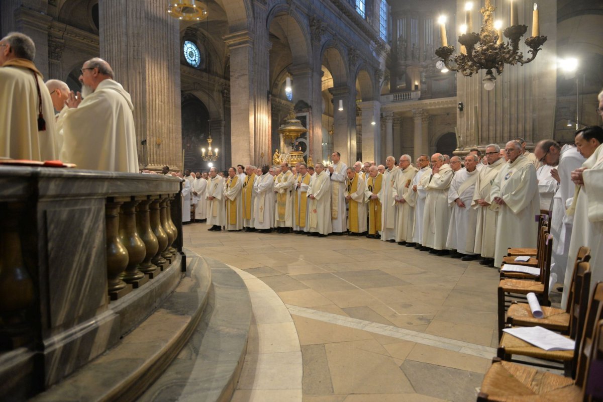 Messe chrismale 2023 à Saint-Sulpice. © Marie-Christine Bertin / Diocèse de Paris.