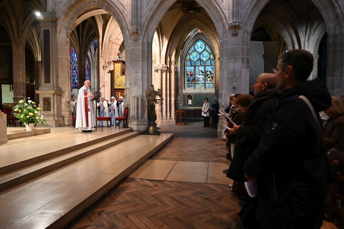 Catéchèse sur le sacrement du baptême. Lundi 5 mai 2025. © Marie-Christine Bertin / Diocèse de Paris.