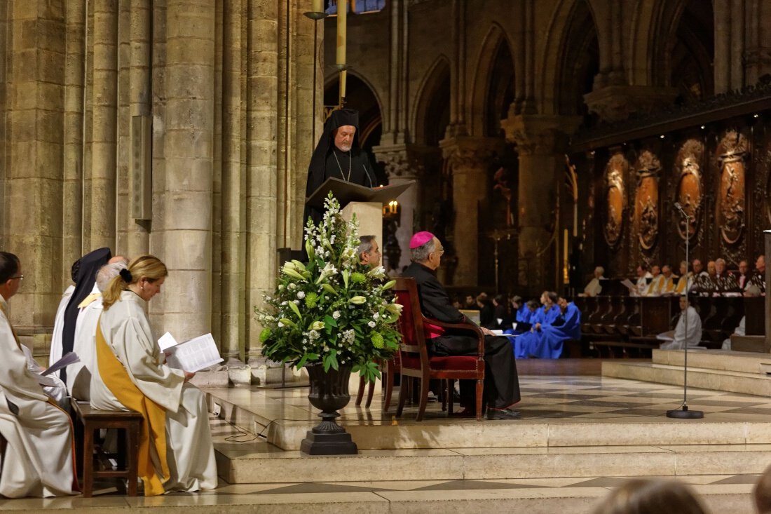 Lecture du message du Patriarche Bartholomée par Mgr Emmanuel. © Yannick Boschat / Diocèse de Paris.