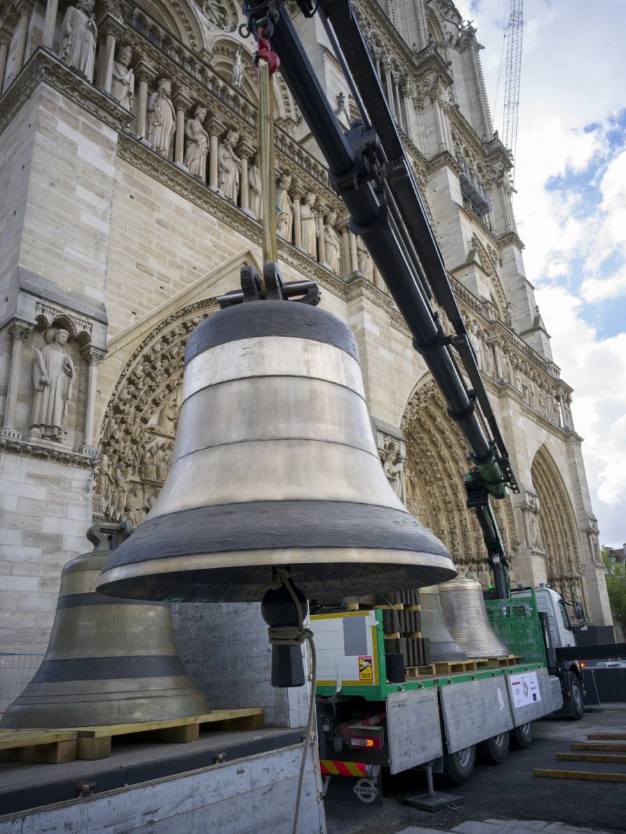 Bénédiction des cloches de retour à Notre-Dame de Paris. © David Bordes / Rebâtir Notre-Dame de Paris.