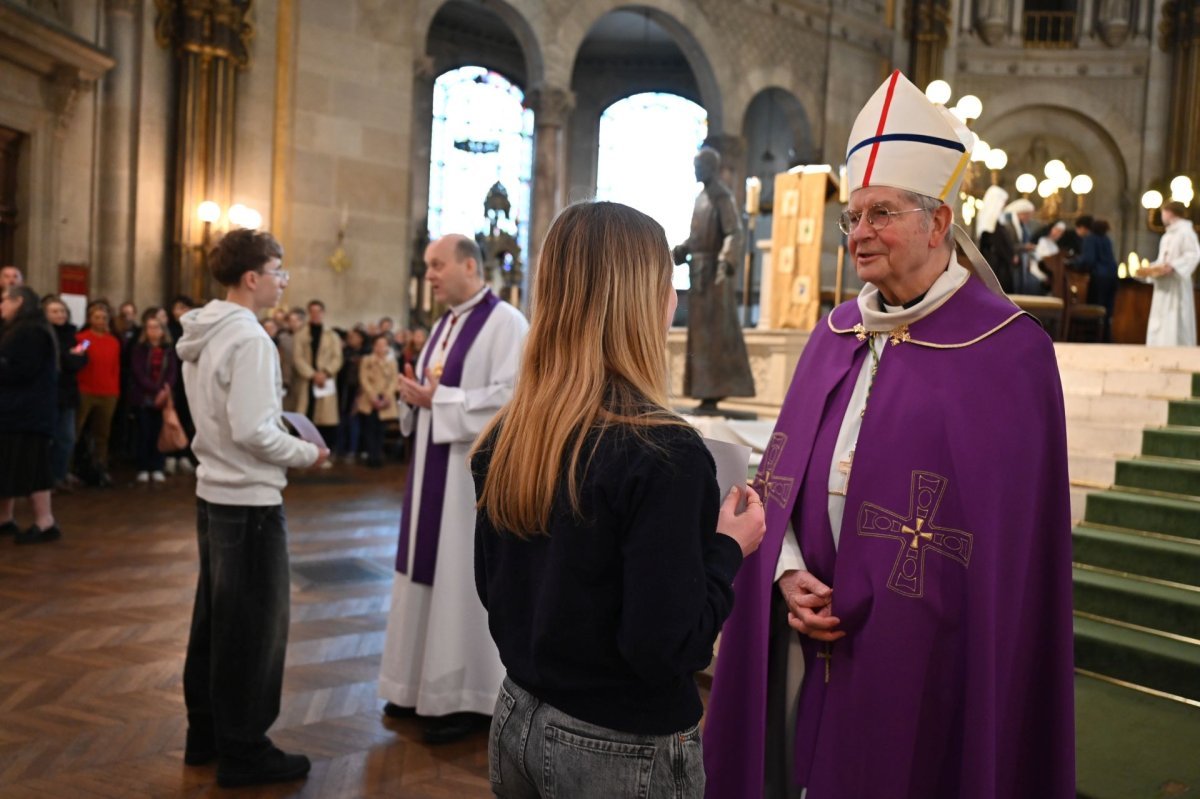Appel décisif des jeunes catéchumènes 2026. © Marie-Christine Bertin / Diocèse de Paris.