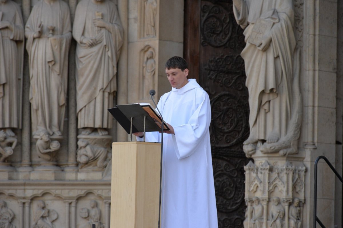 Liturgie de la Parole. © Marie-Christine Bertin / Diocèse de Paris.