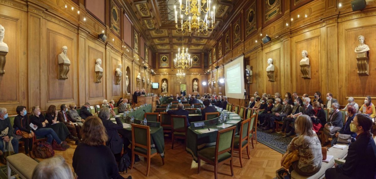 Colloque historique sur Geneviève. 5 novembre 2021, à l'Académie des Inscriptions et Belles Lettres © Yannick Boschat / Diocèse de Paris.