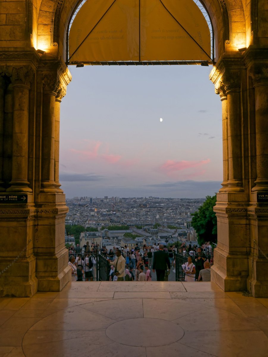 Procession de l'Assomption du Sacré-Cœur de Montmartre 2024. © Yannick Boschat / Diocèse de Paris.