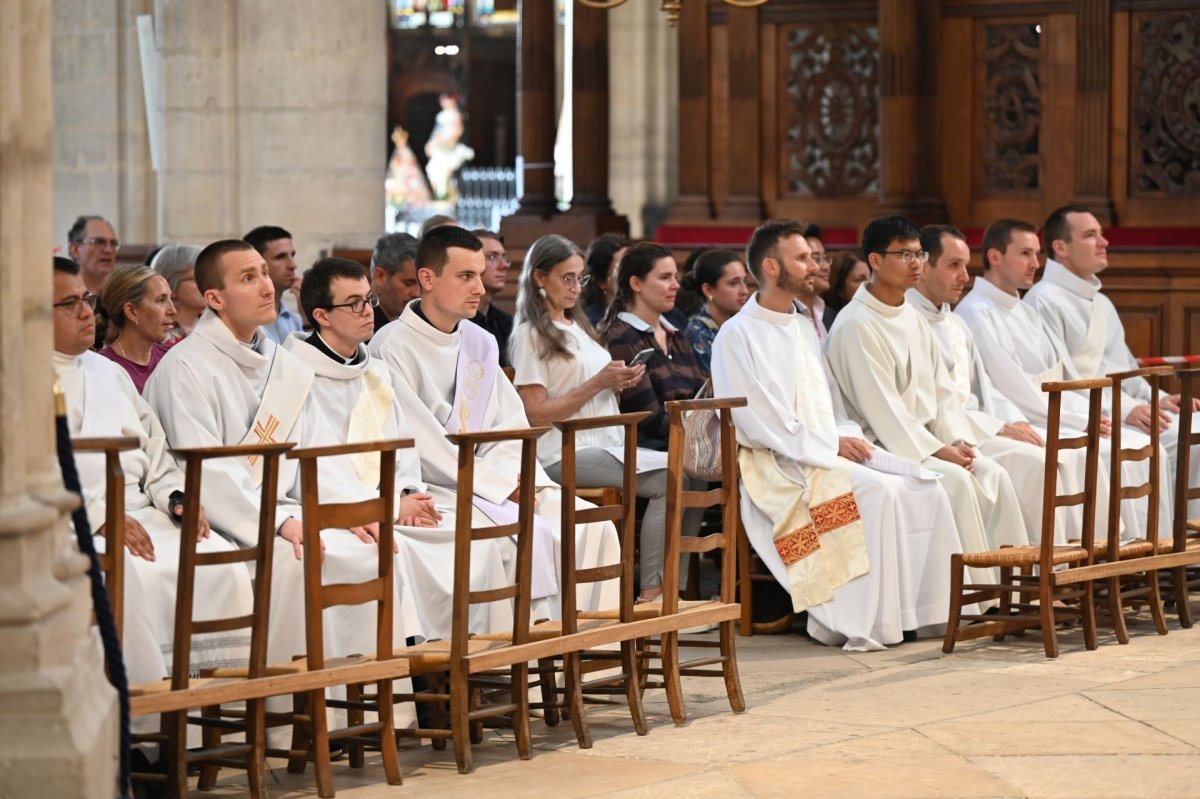 Messe et veillée de prière pour les vocations 2025. © Marie-Christine Bertin / Diocèse de Paris.