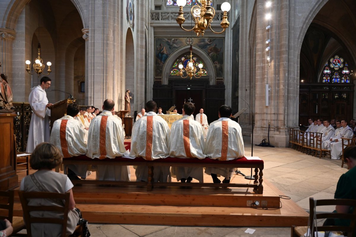 Messe et veillée de prière pour les vocations 2025. © Marie-Christine Bertin / Diocèse de Paris.