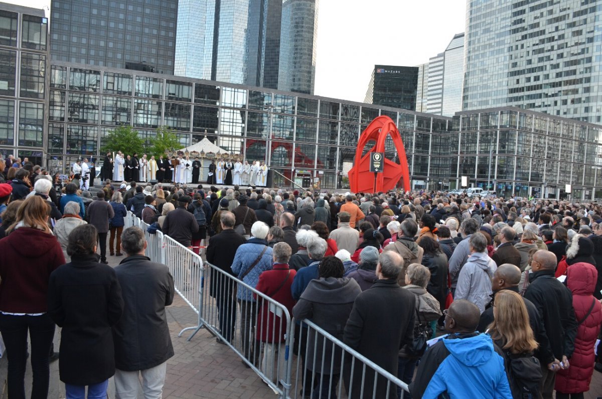 Rassemblement “Pâques 2017” à La Défense. © Michel Pourny.