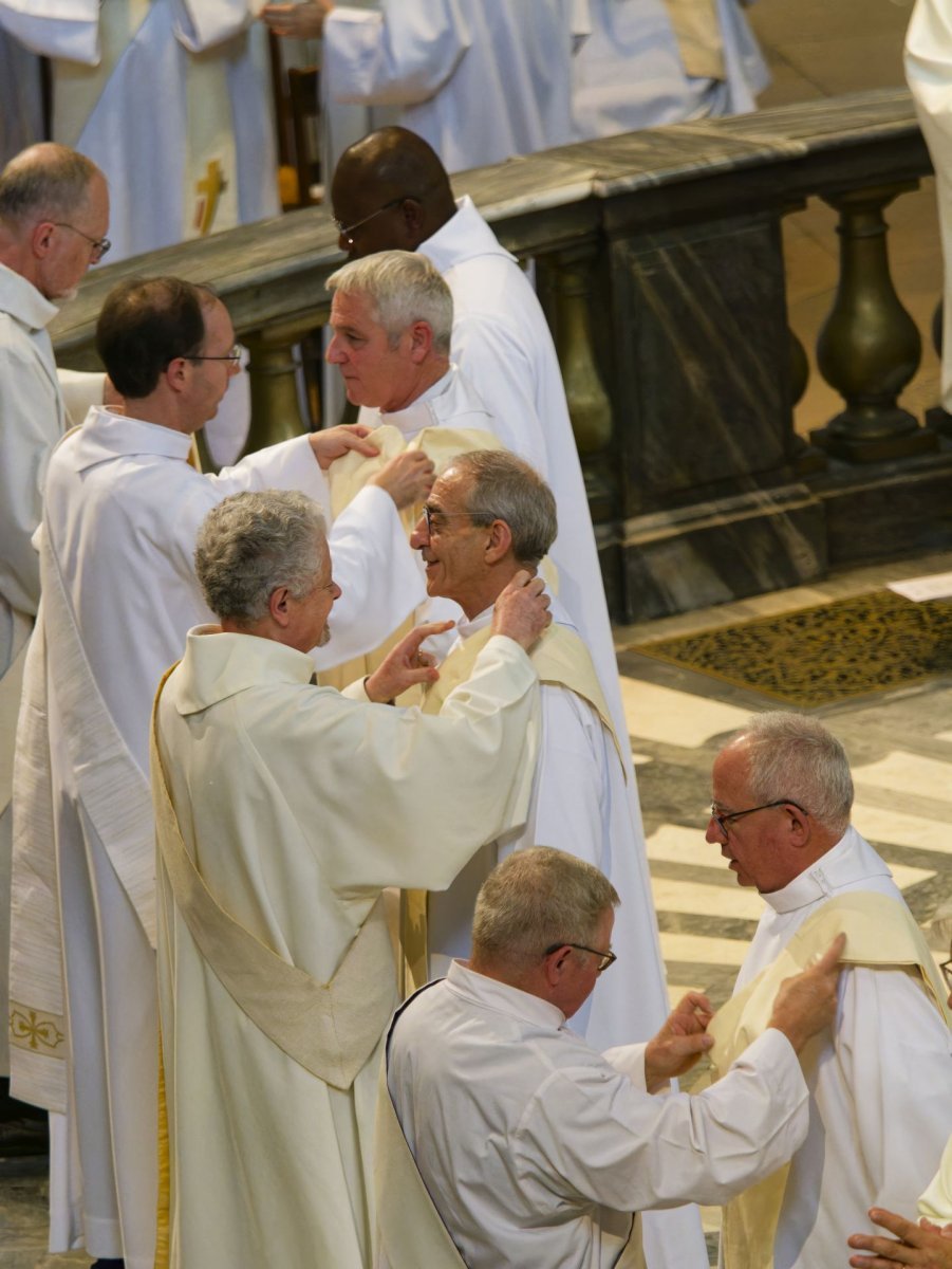 Ordinations des diacres permanents 2024. © Yannick Boschat / Diocèse de Paris.