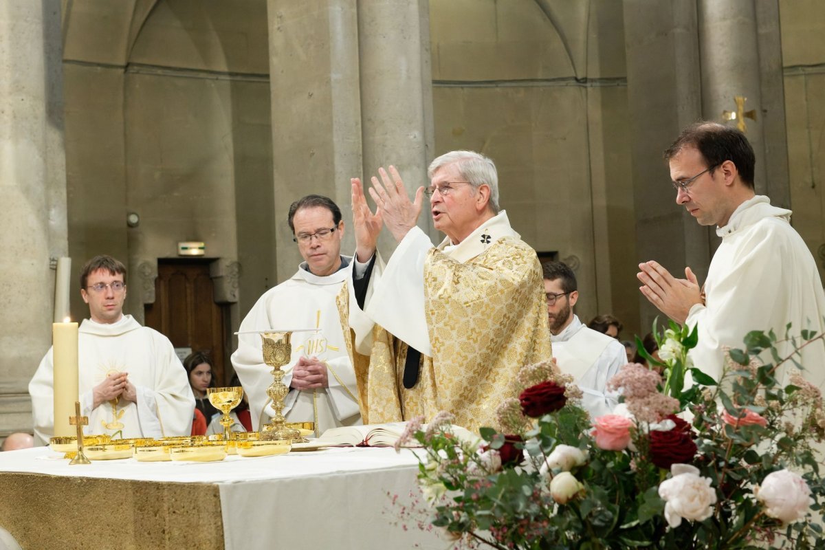 Messe dans le cadre du Festiv'art chrétien de Vaugirard. © Trung Hieu Do / Diocèse de Paris.