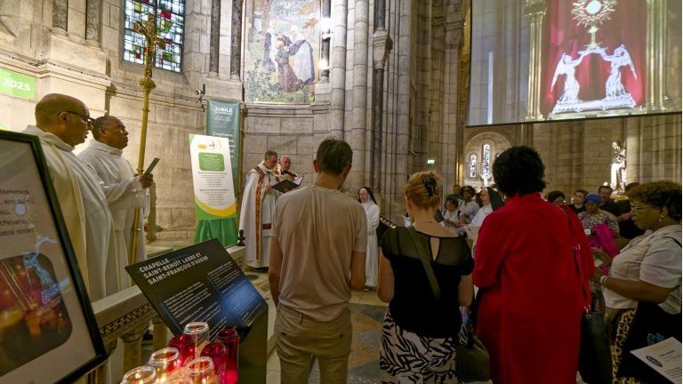 Veillée de l'espérance à la basilique du Sacré-Cœur de Montmartre