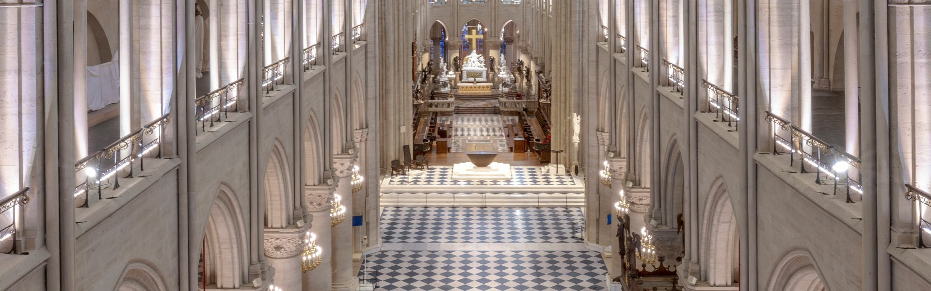 La nef de Notre-Dame de Paris en décembre 2024. (c) Julio Piatti / Notre-Dame de Paris.