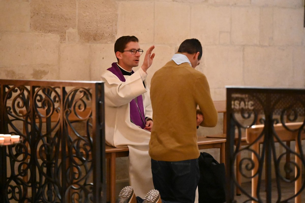 Veillée à Notre-Dame de Paris. © Marie-Christine Bertin / Diocèse de Paris.