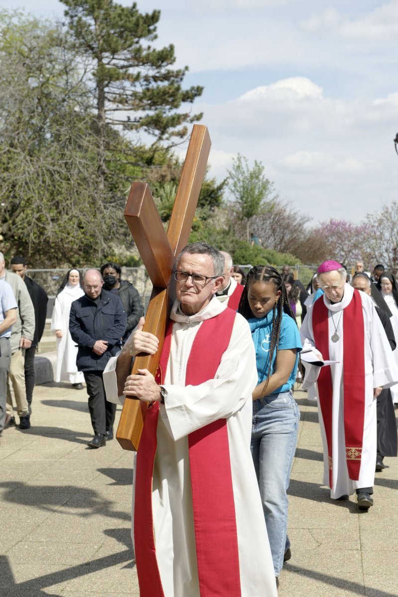 Chemin de croix de Montmartre 2022. © Trung Hieu Do / Diocèse de Paris.