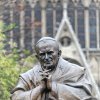 Album-photos du dévoilement de la statue de saint Jean-Paul II dans le square Jean XXIII